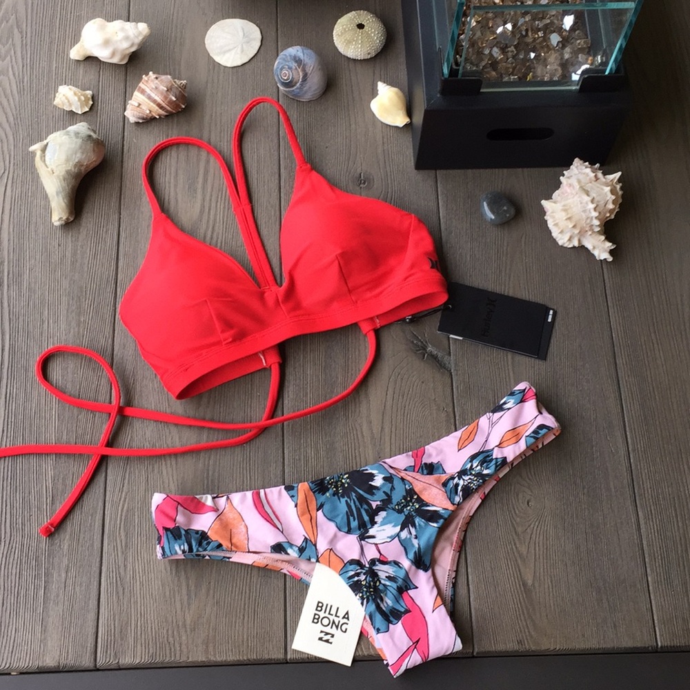 Hurley bikini - Picture 2 of 8
